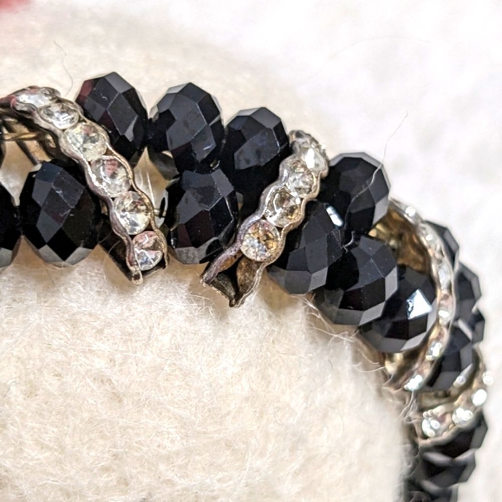 Vintage Black Crystal Bead Stretchy Bracelet with Rhinestone Accents - Picture 8 of 16